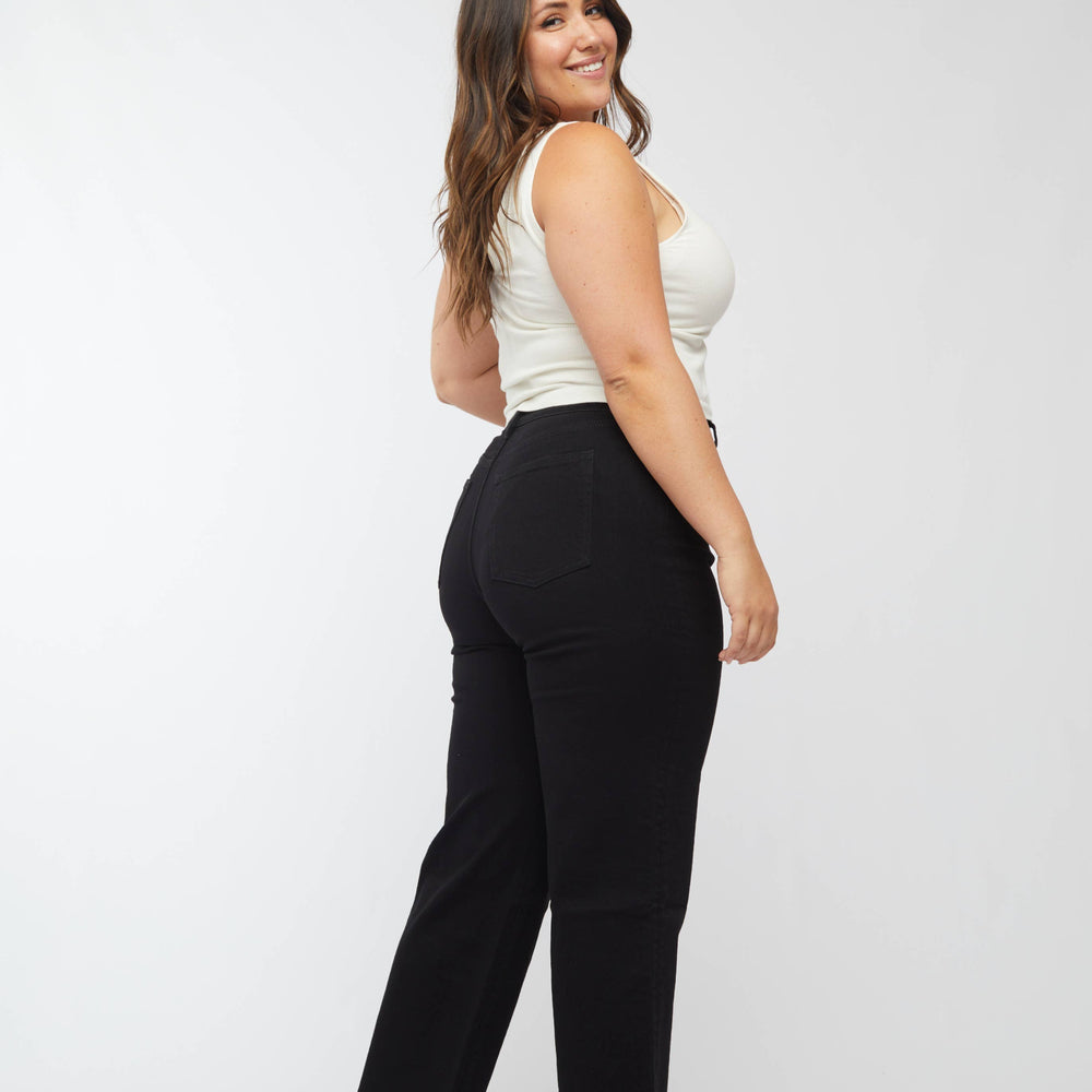 
                      
                        Aberdeen Ankle Crop Jean - Black
                      
                    