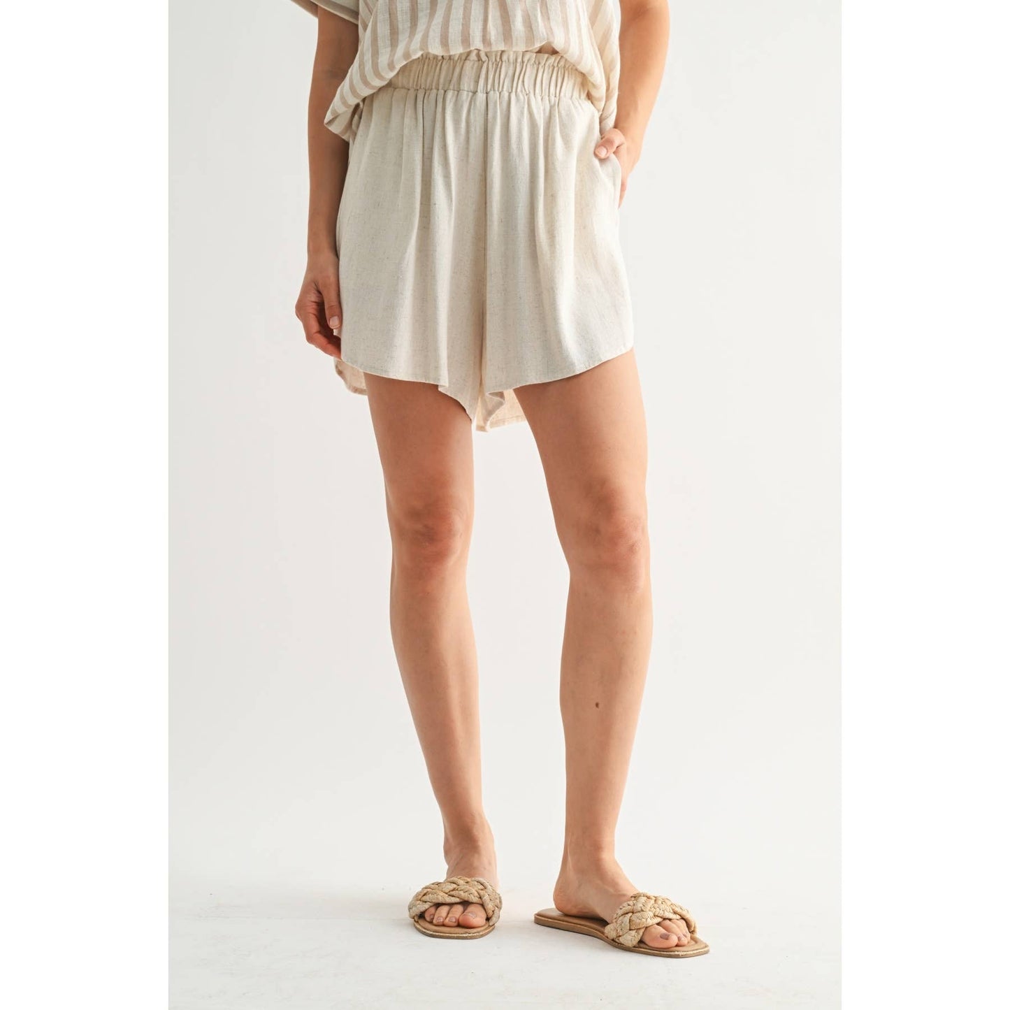 Flowy Linen Shorts - Natural
