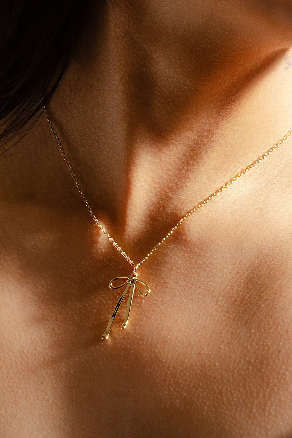 Bow Necklace - 18K Gold Plated