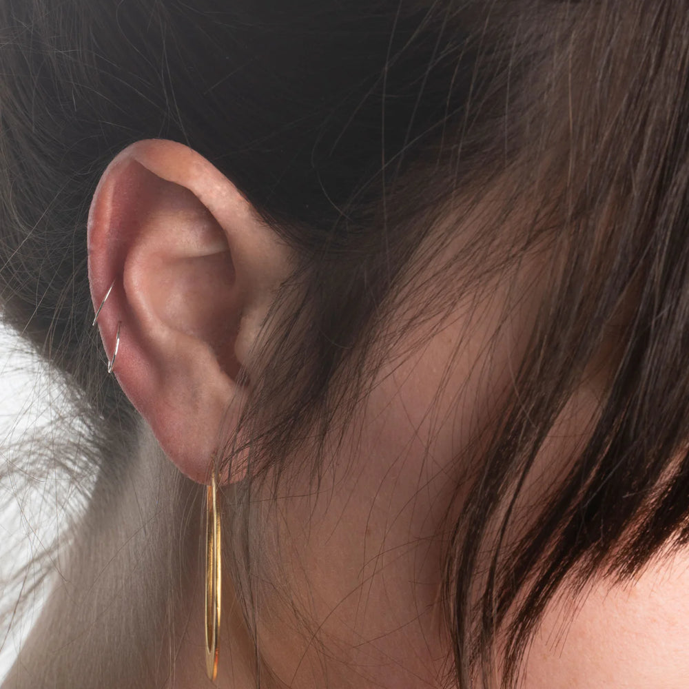 Very Small Hammered Hoop Earrings - Gold