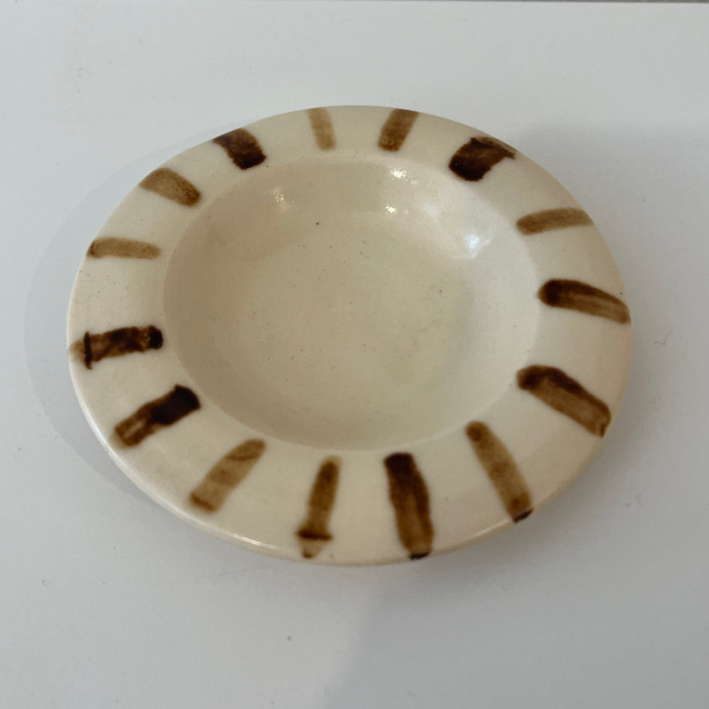 Saturn Dish - Brown Dash