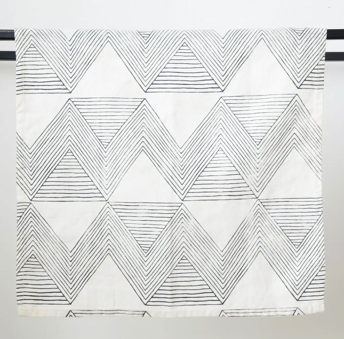 Napkin - Ivory ZigZag