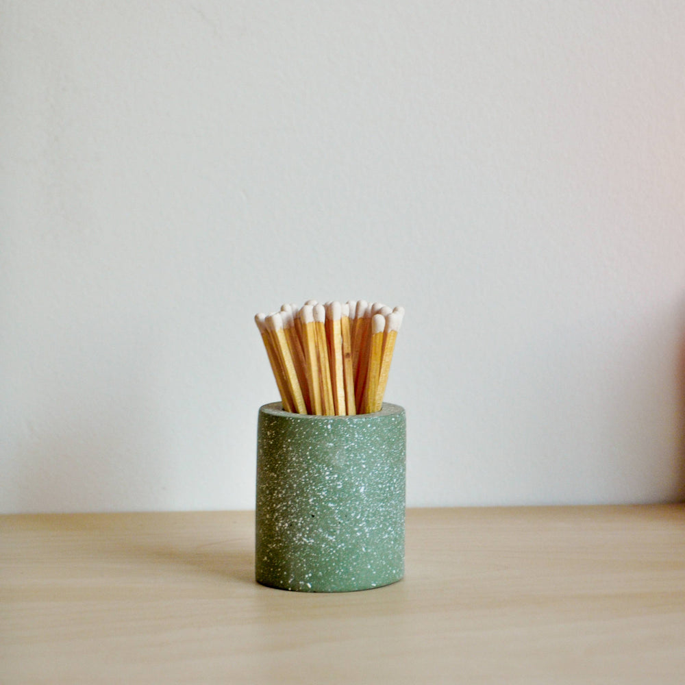 Speckled Round Match Pot