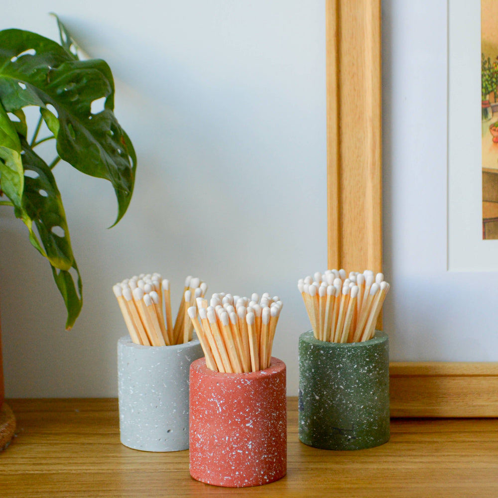 Speckled Round Match Pot