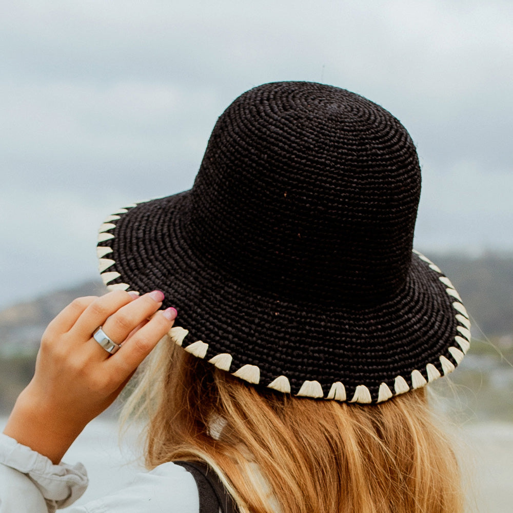 Gabi Whip Bucket Hat - Black