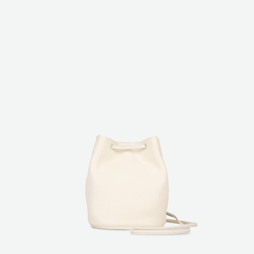 
                      
                        Layne Drawstring - Crema
                      
                    