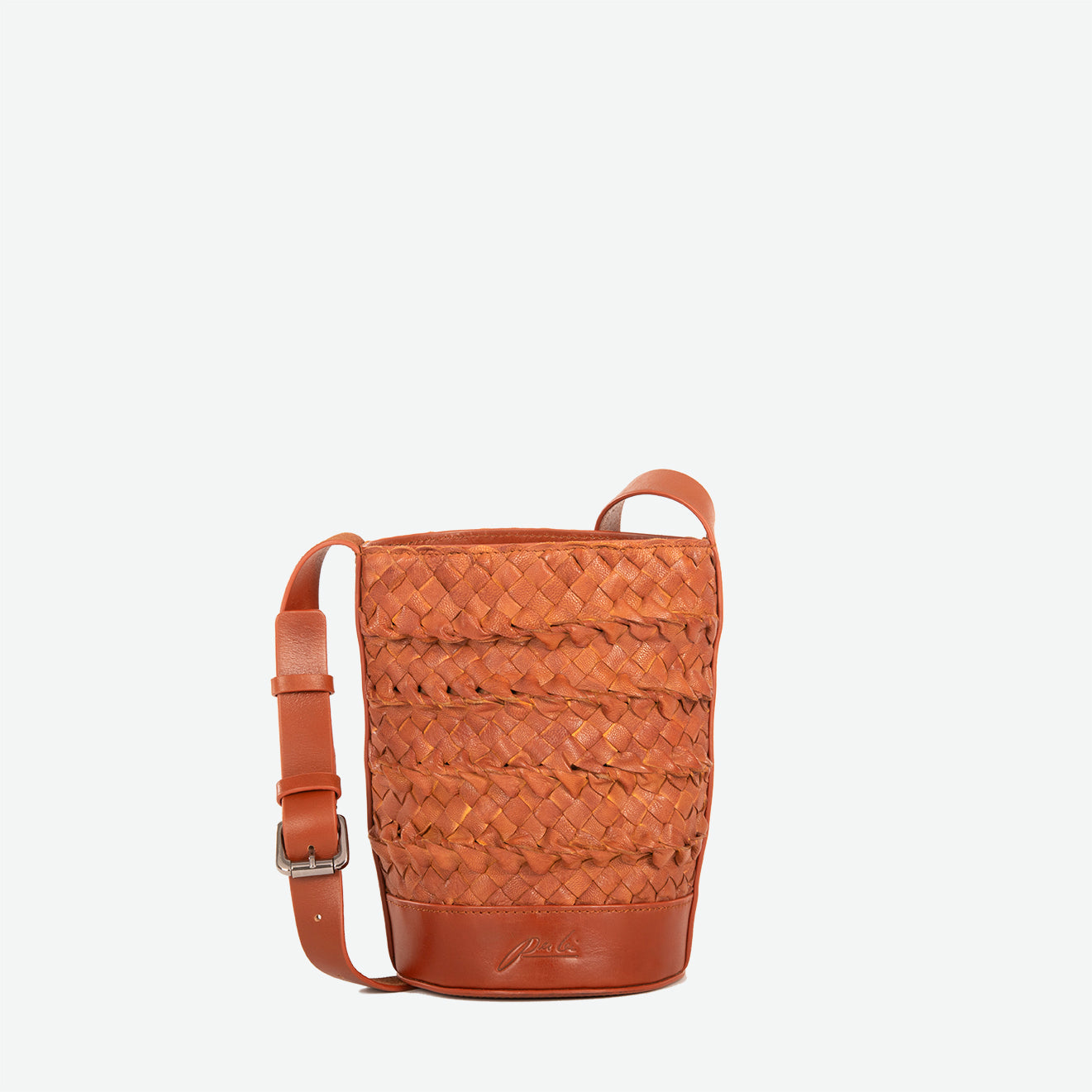 Mini Emery Woven Bucket - Chestnut