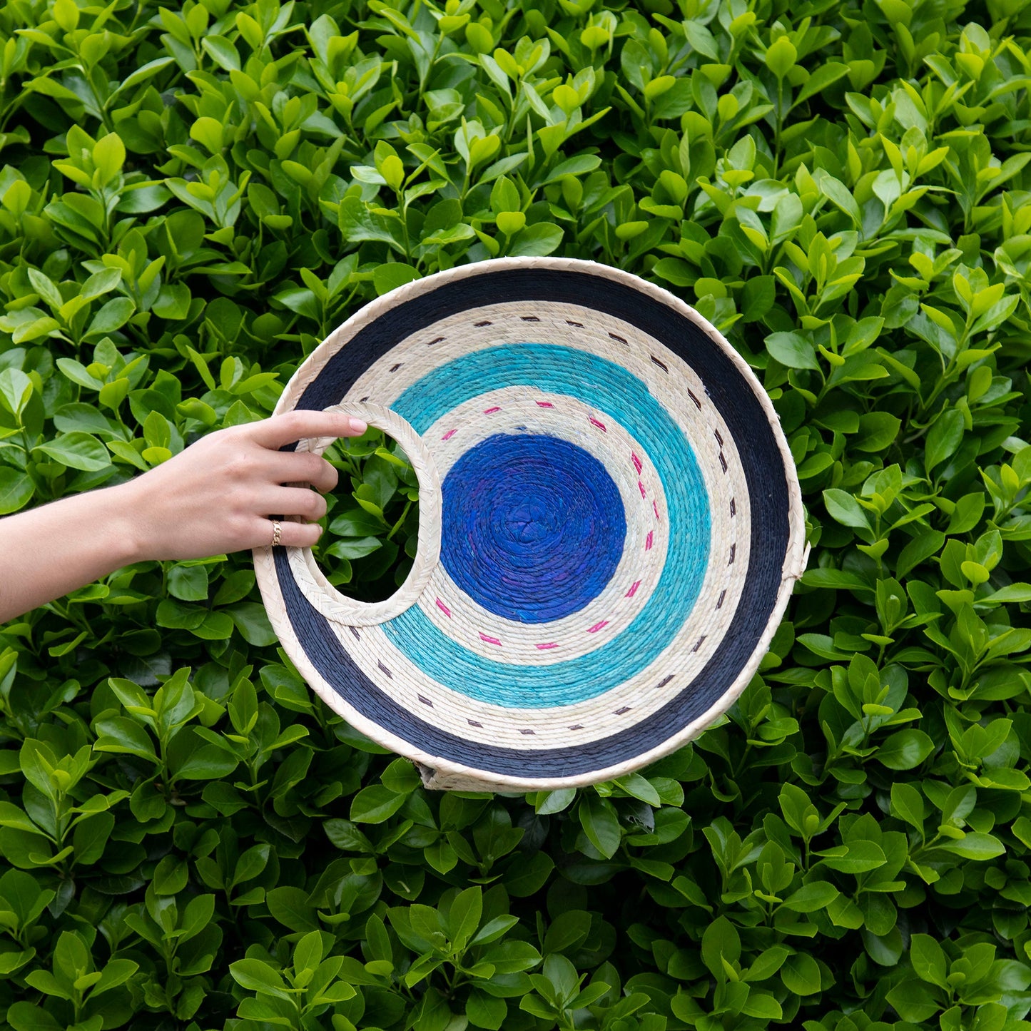 Round Straw Beach Tote in blue